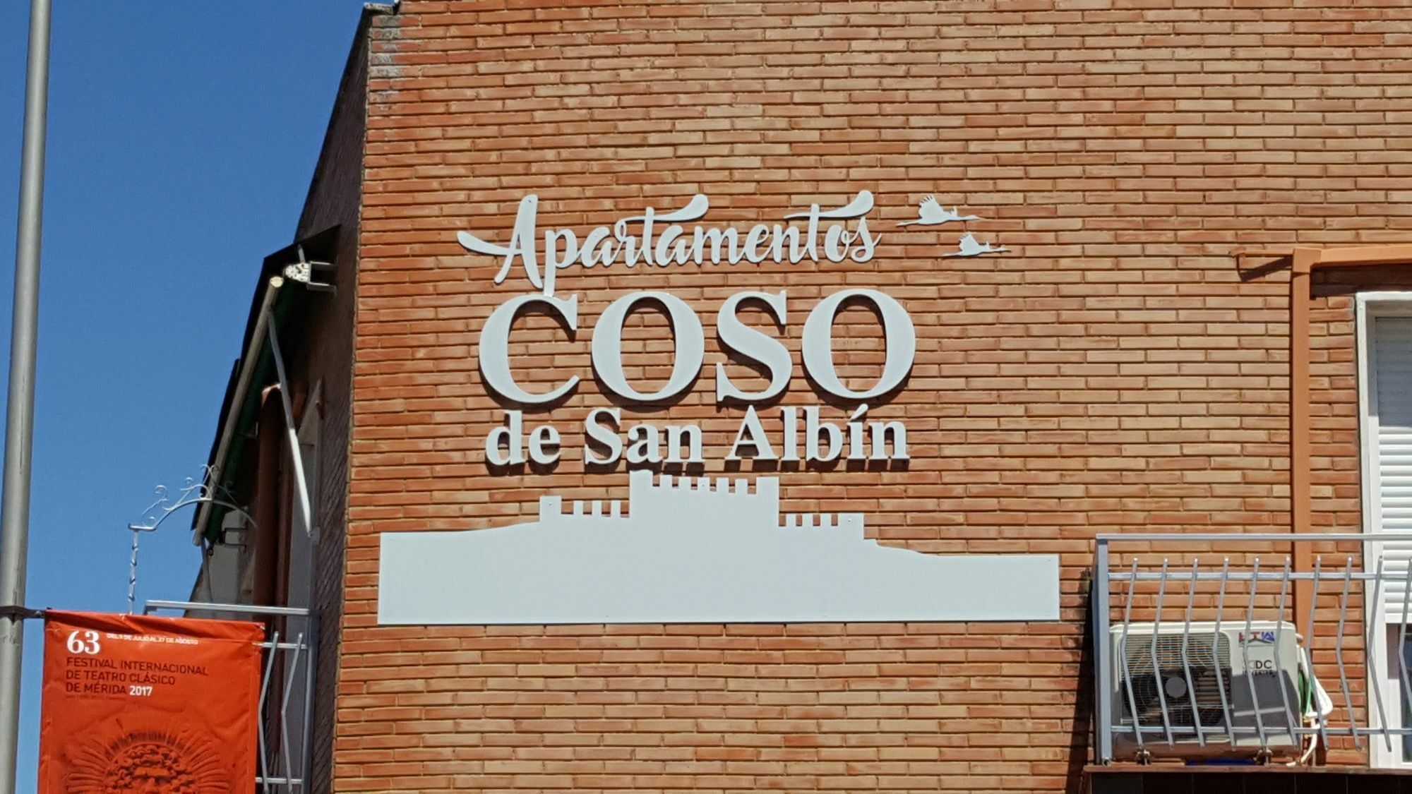 Apartamentos Coso De San Albin Mérida Ngoại thất bức ảnh