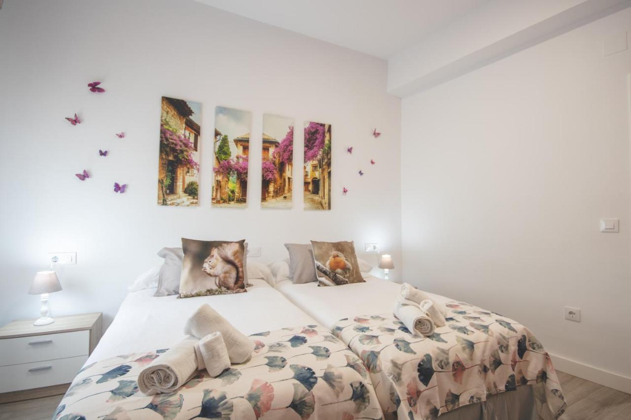 Apartamentos Coso De San Albin Mérida Ngoại thất bức ảnh